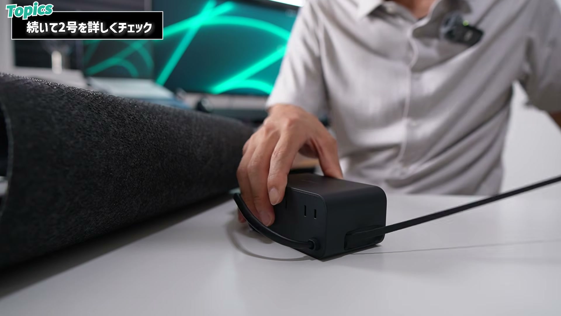 背面にAC3口。電源タップとしても使える