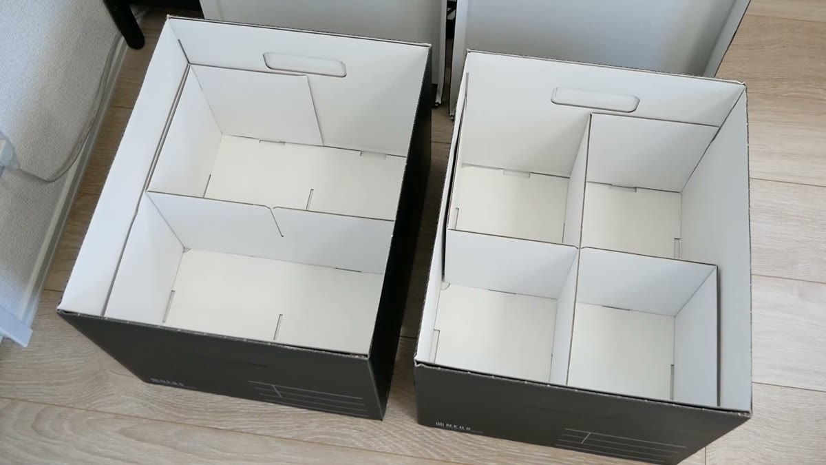 NEOSは付属の仕切りで中を2分割・4分割できる